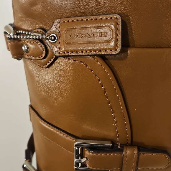 Coach Charlie Jessa Mini Leather Handbag. EUC - Picture 3 of 9